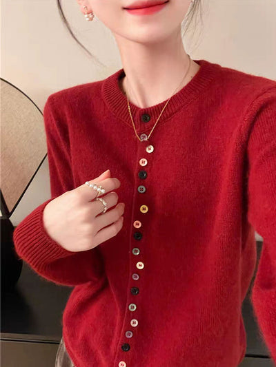 Amelia | Classic Buttoned Cardigan