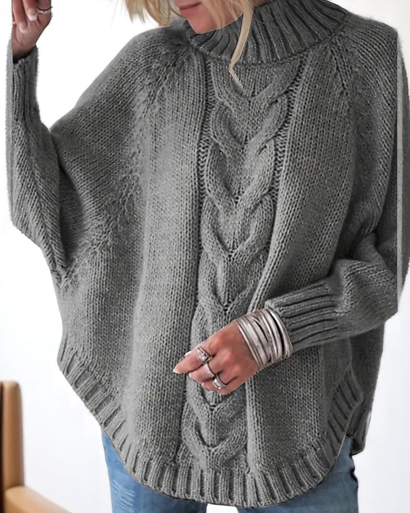 Navilu Pullover | Stand-Up Collar