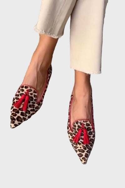 Noa | Pointed Flats with Red Tassels