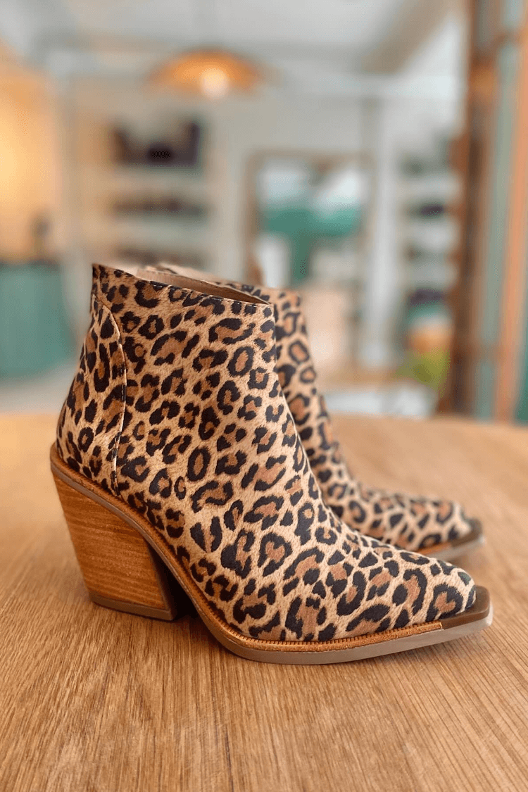 Sofia | Pointed Toe Cowboy Boot