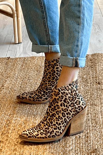 Sofia | Pointed Toe Cowboy Boot