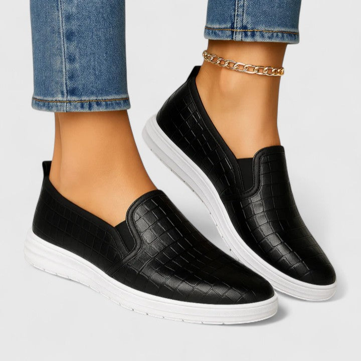 Zhielle | Supportive Loafers