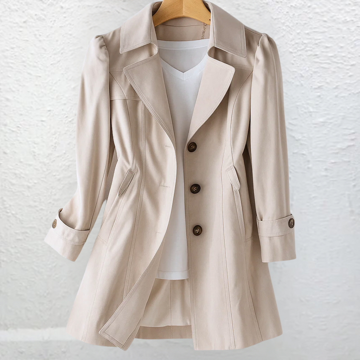 Georgette | Women's Fitted Double-Breasted Coat with Flap Pockets
