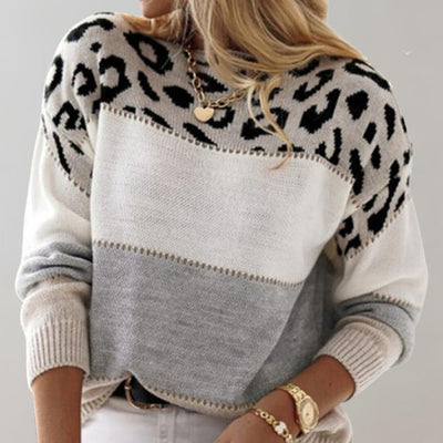 Laura | Casual Sweater with Leopard Print
