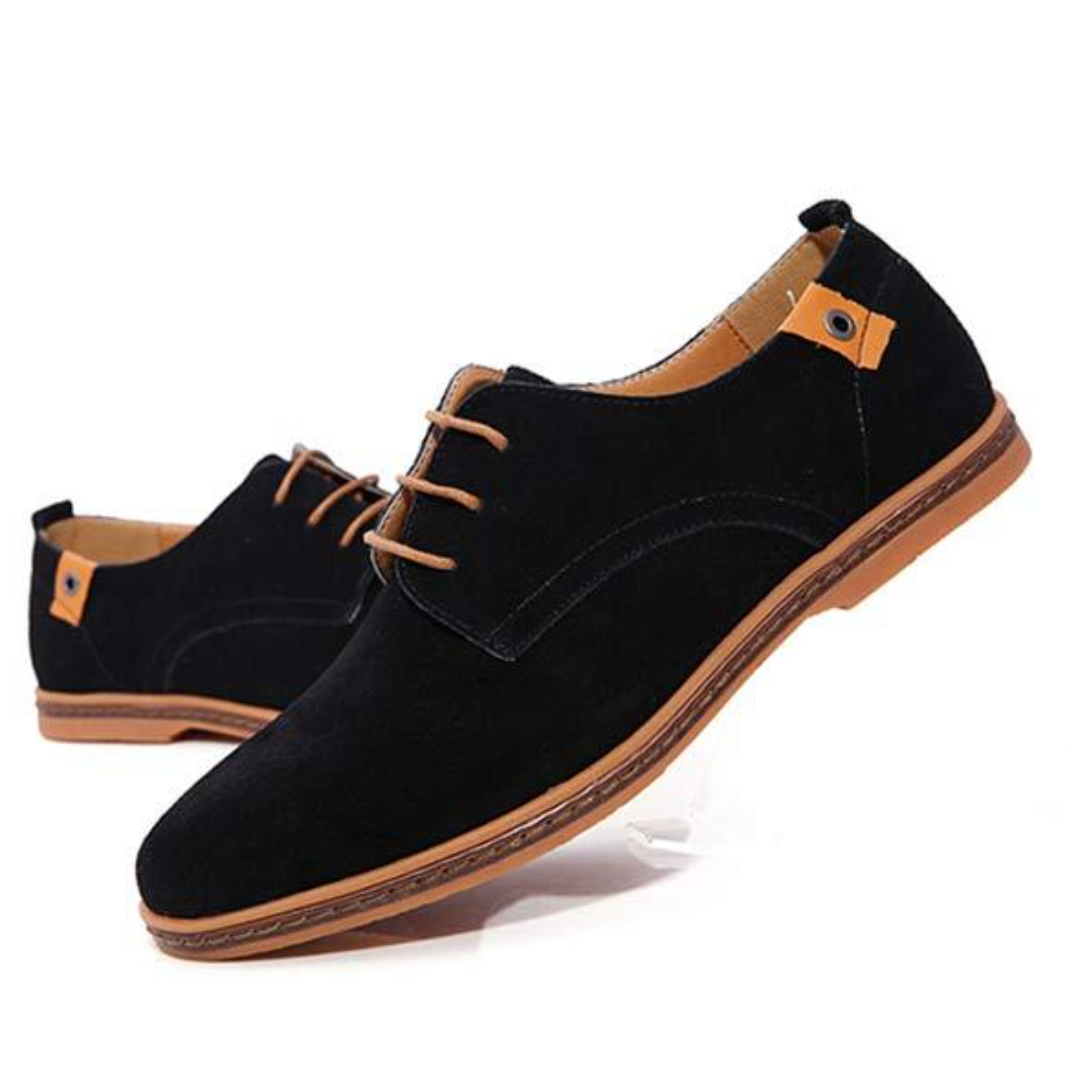 Men's Oxford Shoes with Lace-Up Style and Stitching