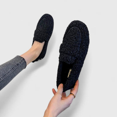 Karelyanne | Cozy Loafers