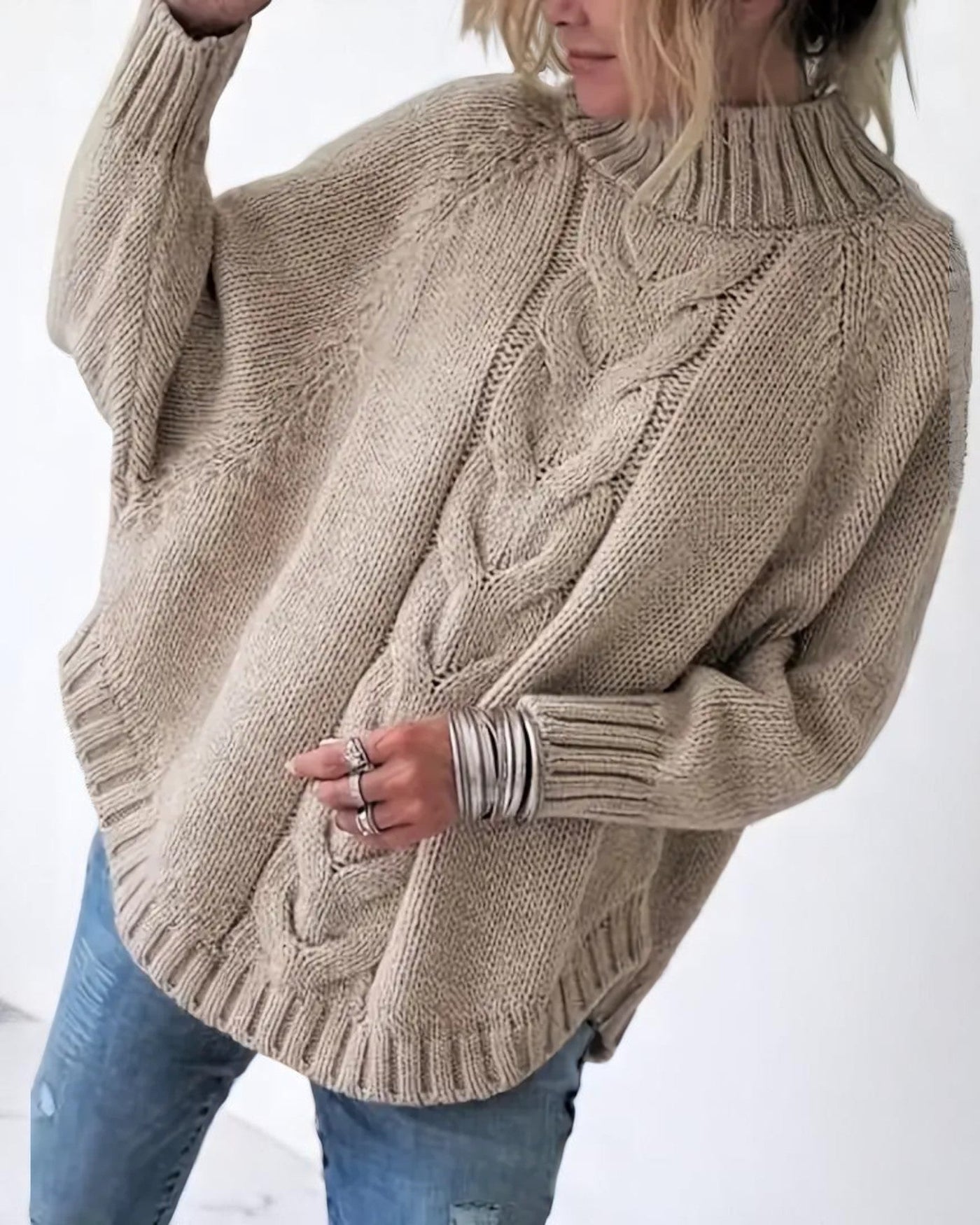 Navilu Pullover | Stand-Up Collar
