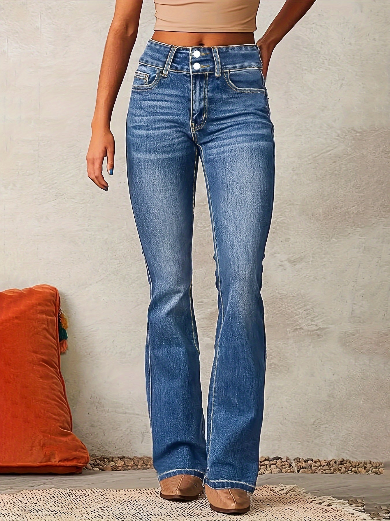 Dianne | Trendy High-Waisted Flared Jeans