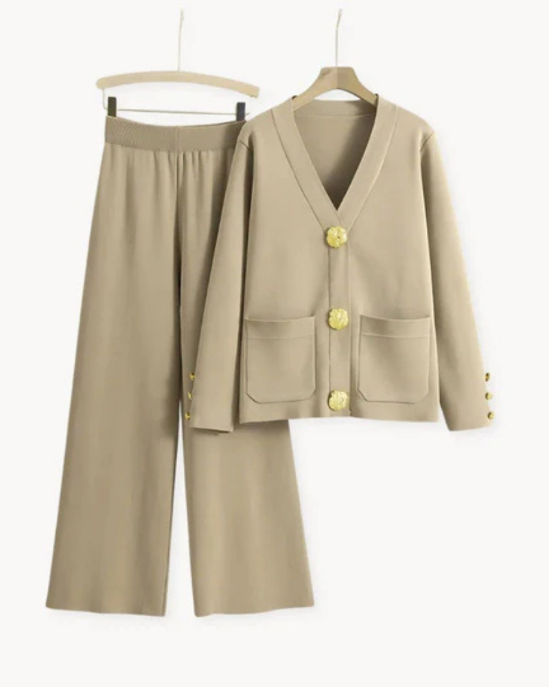 Evangeline | Women's Soft Warm Flattering Luxury Comfort Set