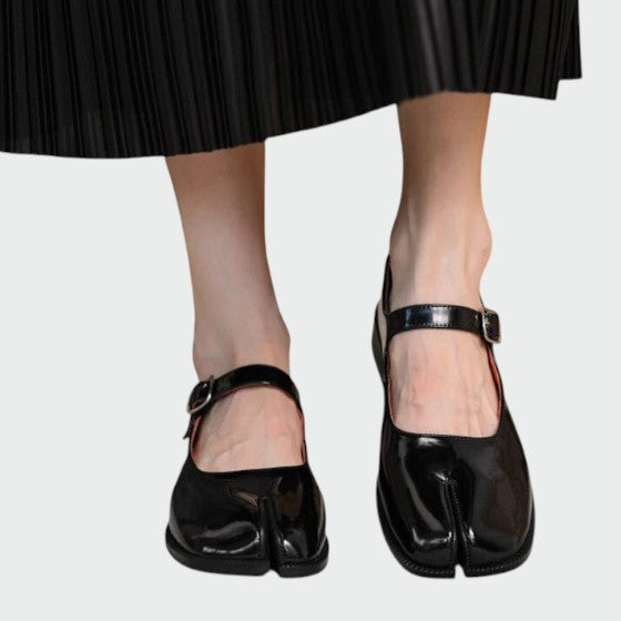Olivia | Split-Toe Buckle Mary Jane Shoes