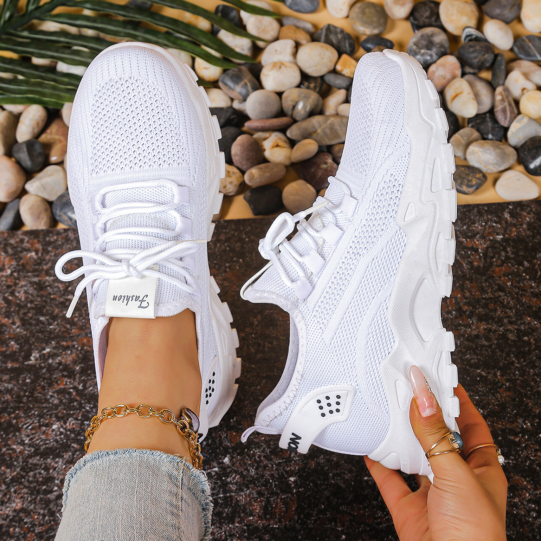 Maica | Women's Wide-Toe Arch-Support Cushioned Sneakers