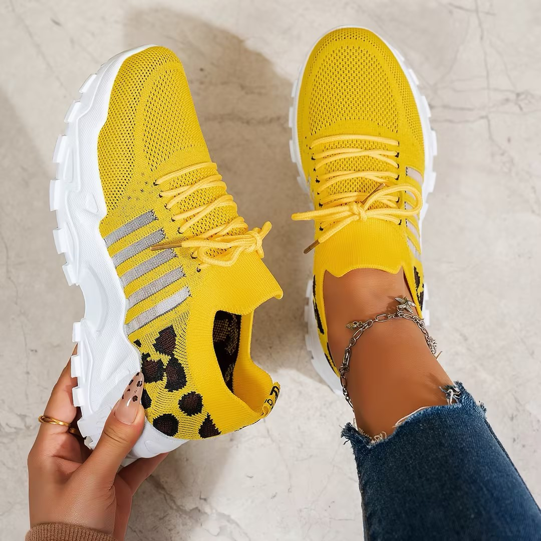 Maica | Women's Wide-Toe Arch-Support Cushioned Sneakers