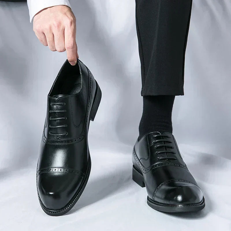 mens-formal-synthetic-oxford-shoes-with-cap-toe-and-laces-3