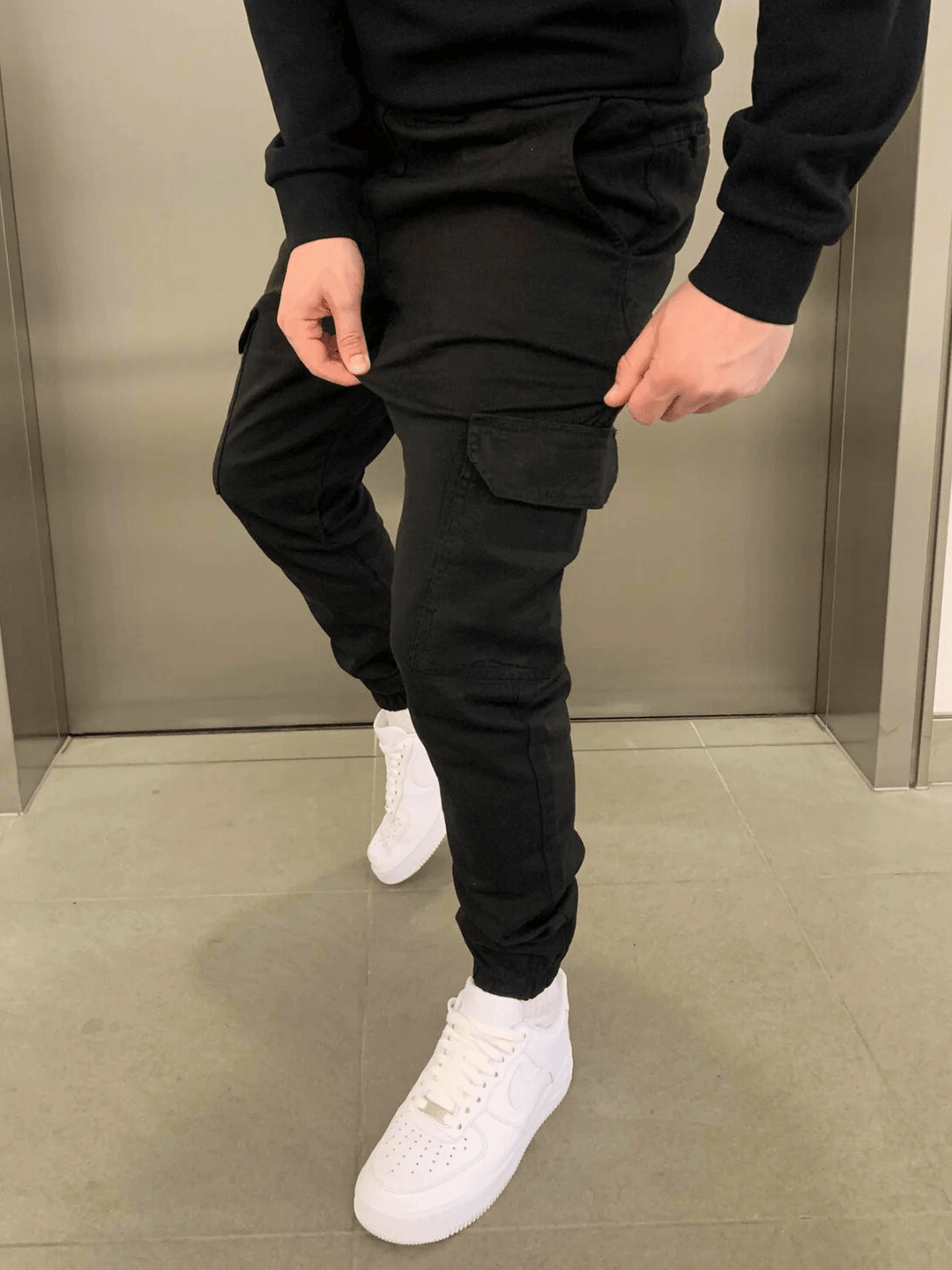 mens-twill-cargo-pants-with-drawstring-waist-and-rib-cuffs-3