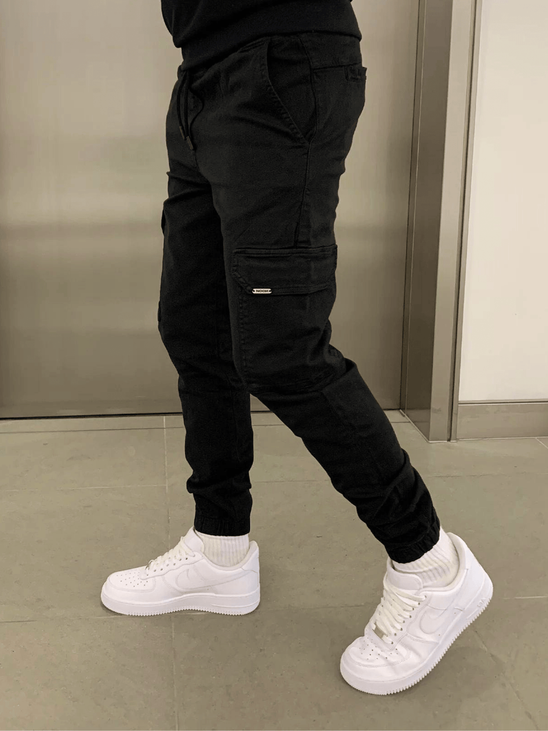 mens-twill-cargo-pants-with-drawstring-waist-and-rib-cuffs-4