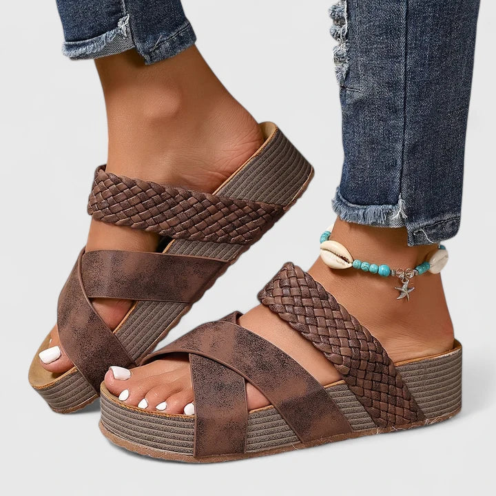 Romilly | Women's Modern Non Slip Everyday Sandals