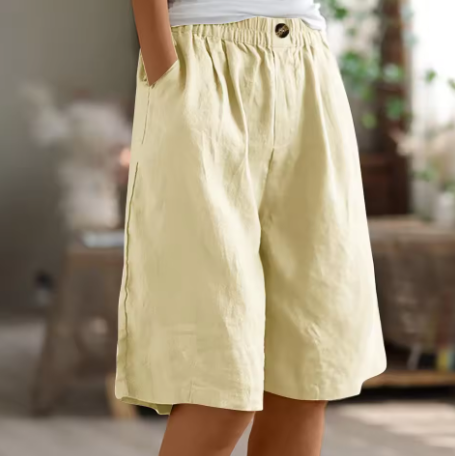 womens-casual-woven-shorts-with-elastic-waist-and-side-pockets-3