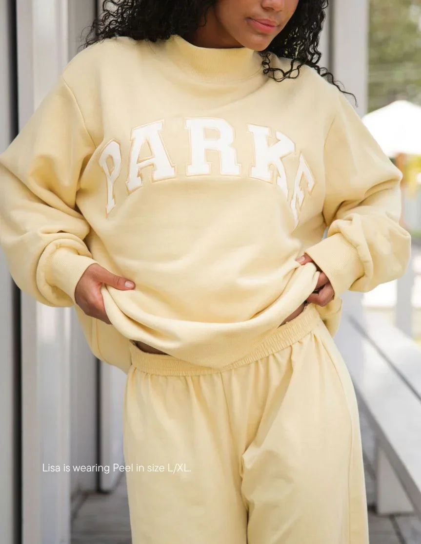 womens-fleece-sweatshirt-with-chenille-lettering-and-ribbed-trim-11