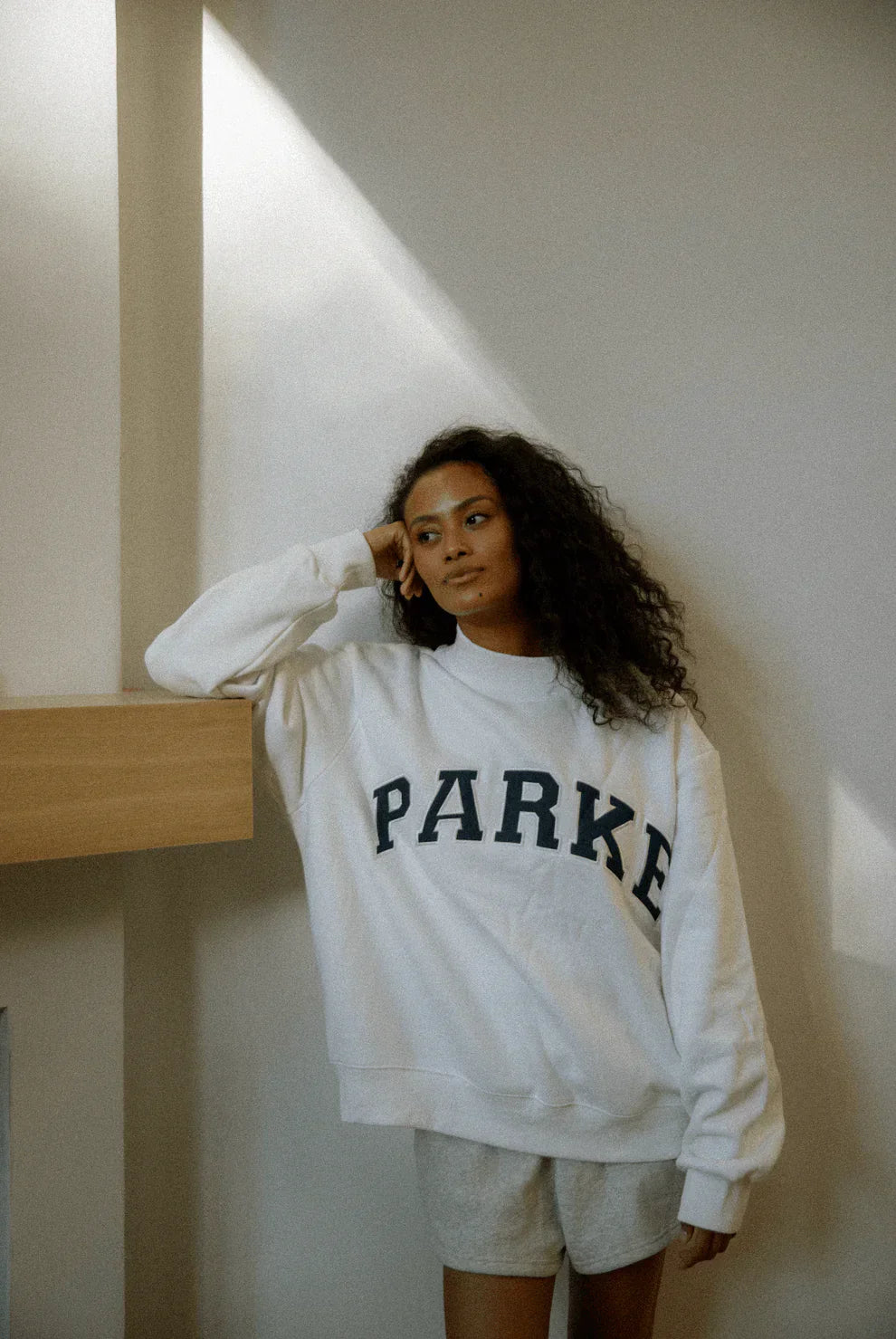 womens-fleece-sweatshirt-with-crew-neck-and-embroidered-logo-1