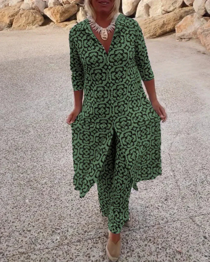 womens-two-piece-polyester-set-with-v-neck-and-side-slits-3