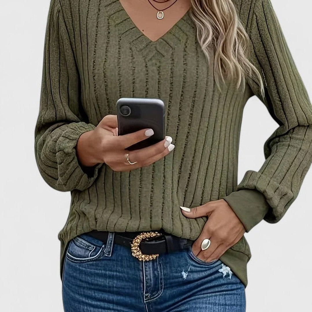 Ambre | Women's V-Neck Ribbed Cable Sweater