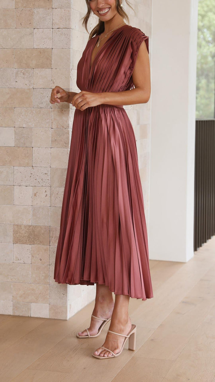 womens-woven-maxi-dress-with-pleated-skirt-and-back-tie-5